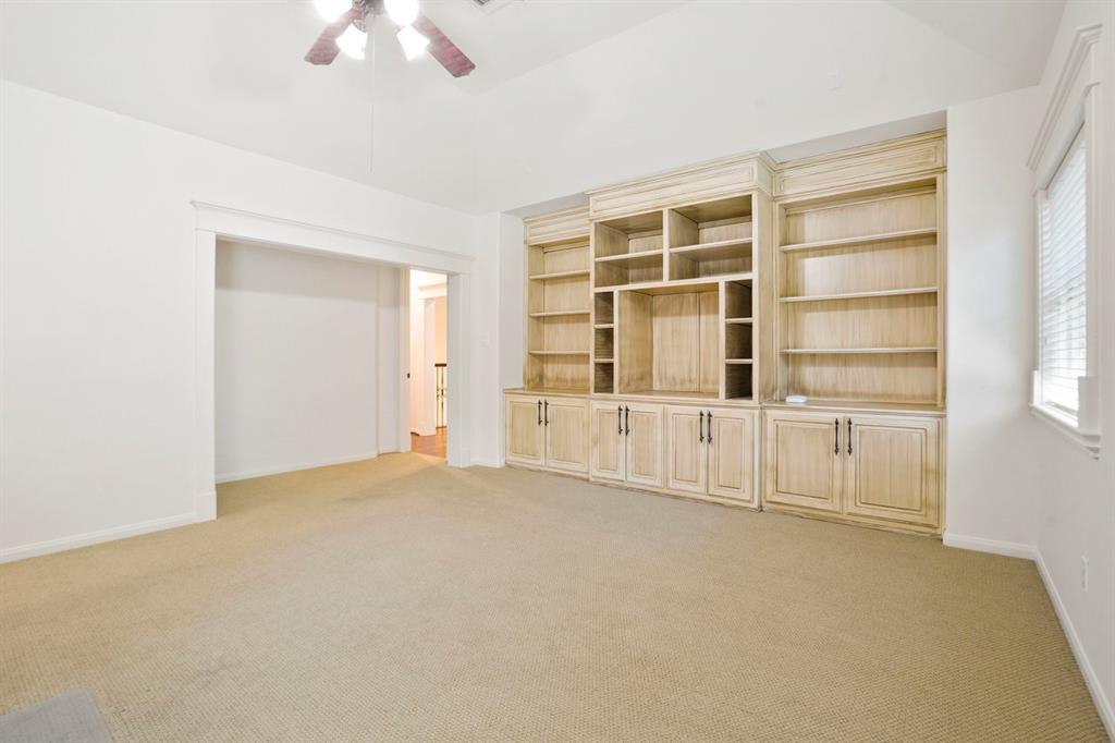 20806 Kings Crown Court, Humble, Texas image 31