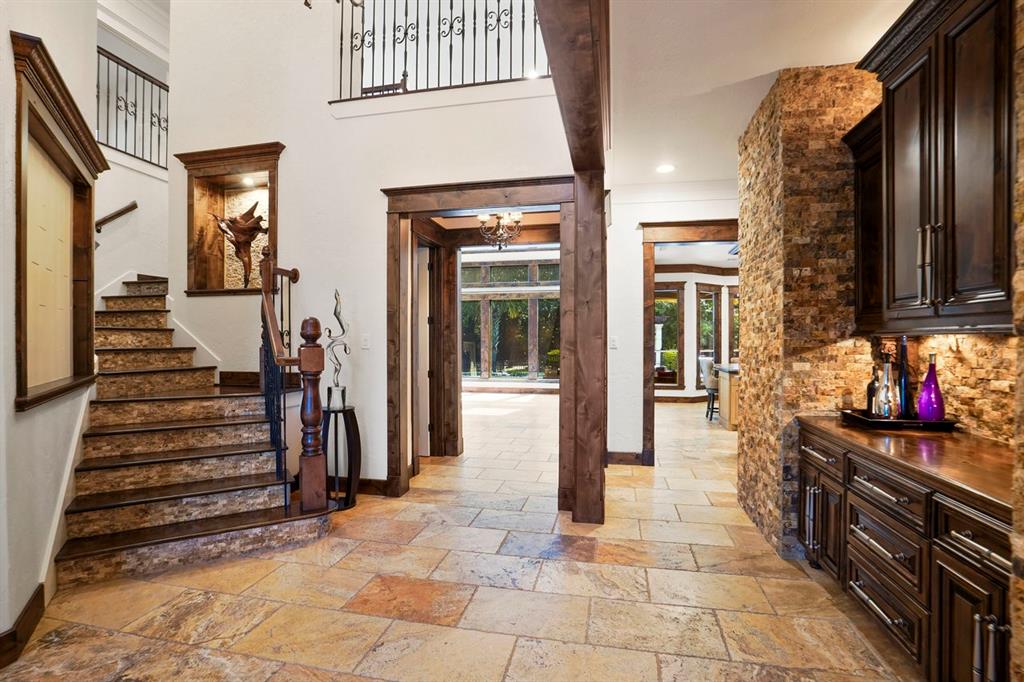 20806 Kings Crown Court, Humble, Texas image 17