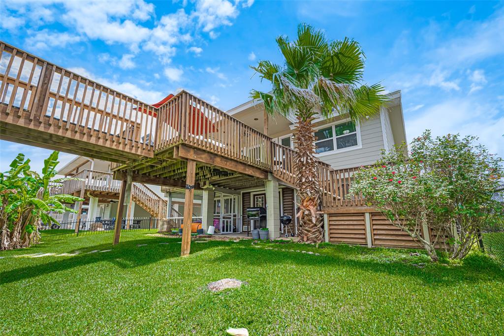 1016 Redfish Street, Hitchcock, Texas image 1
