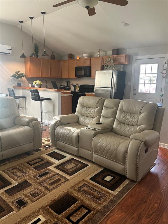 1137 County Rd 3545, Cleveland, Texas image 10