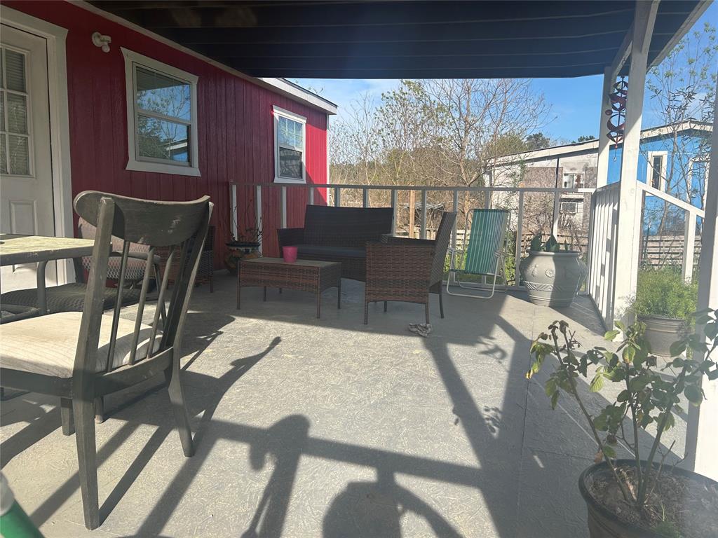1137 County Rd 3545, Cleveland, Texas image 7