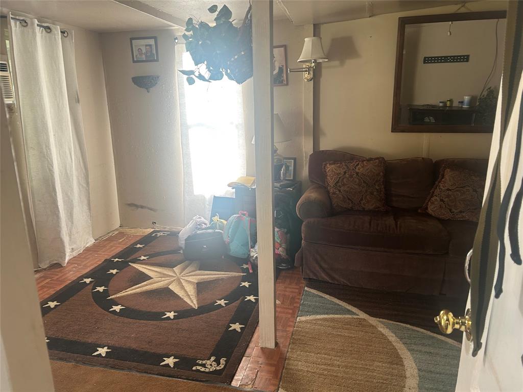 1137 County Rd 3545, Cleveland, Texas image 25