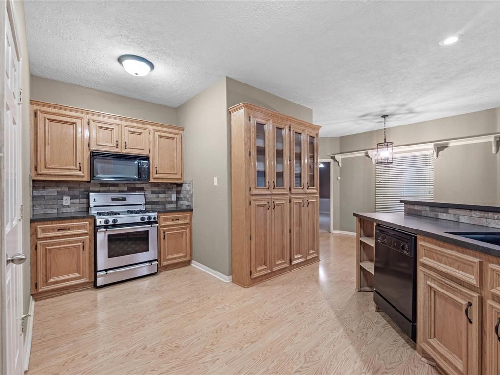 15615 Atwood Lane, Crosby, Texas image 16