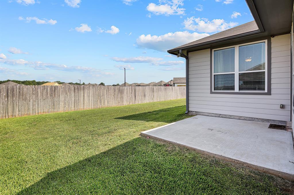 2094 Viva Road, Bryan, Texas image 34