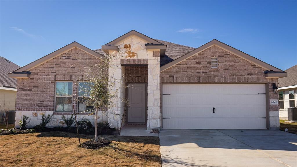 6202 Raleigh Drive, College Station, Texas image 1