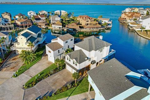 A home in Tiki Island