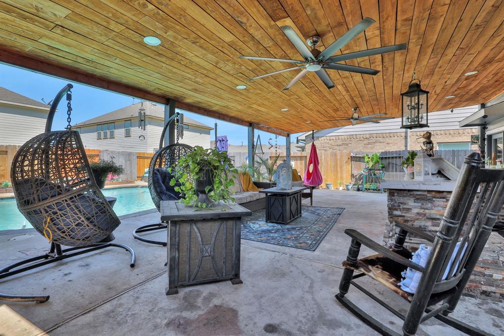 8319 Lemongrass Avenue, Baytown, Texas image 23