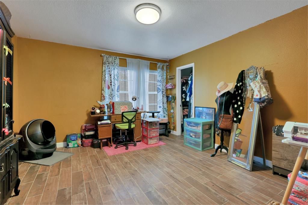 8319 Lemongrass Avenue, Baytown, Texas image 29