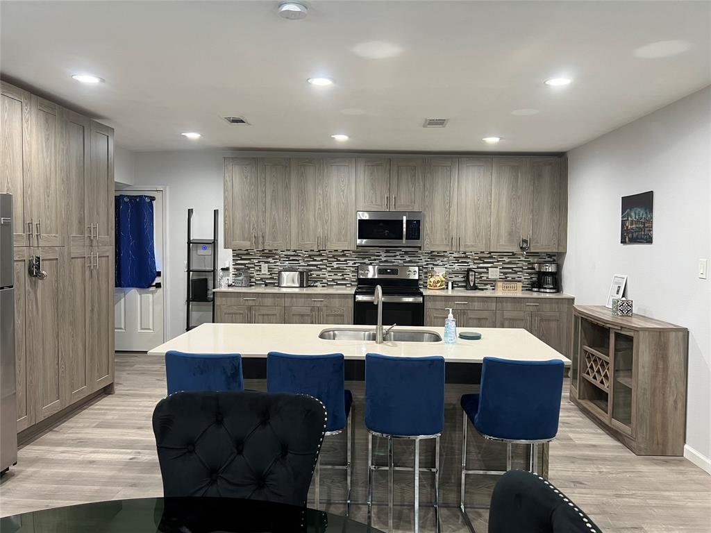 14246 E Ravine