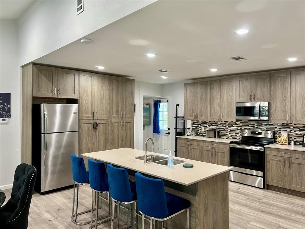 14246 E Ravine