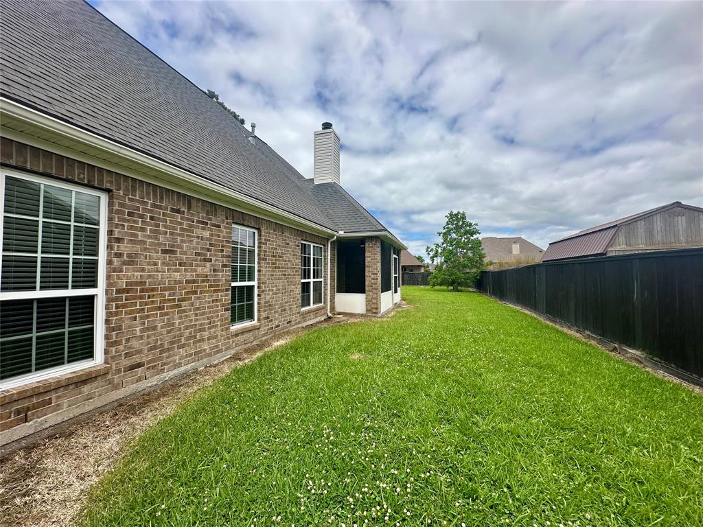 305 Tyler Drive, Bridge City, Texas image 32