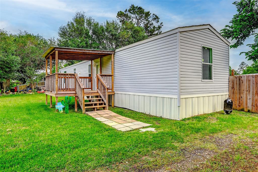 25257 River Run Road, Hockley, Texas image 6