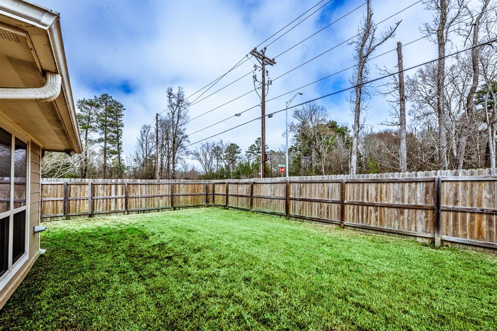 101 Briarwood Drive, Huntsville, Texas image 22