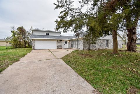 A home in Brazoria