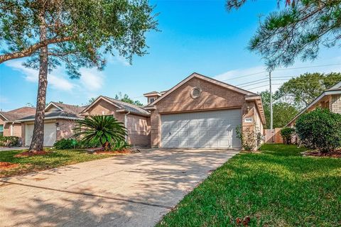 A home in Rosharon