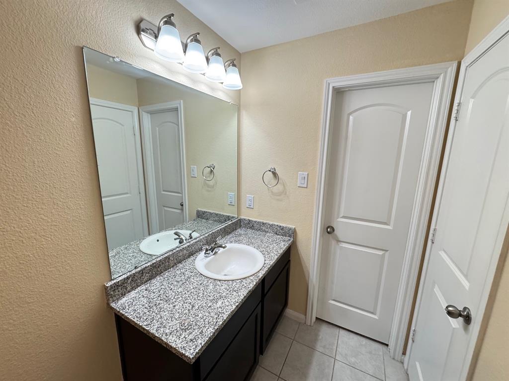 26676 Pools Creek Drive, Huntsville, Texas image 20