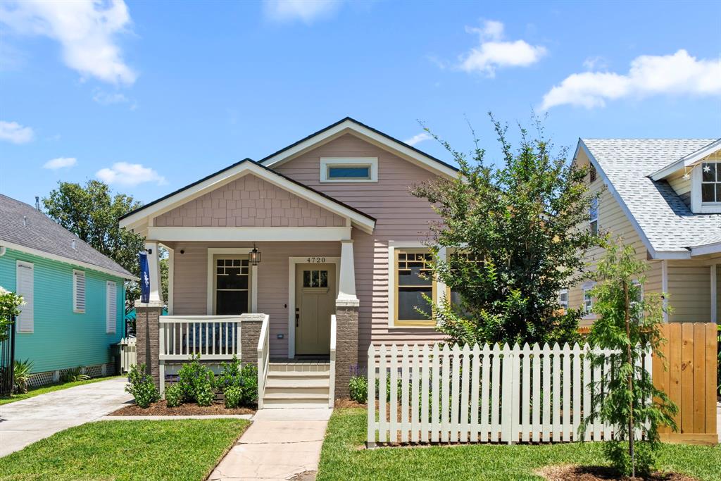 4720 Avenue R, Galveston, Texas image 1