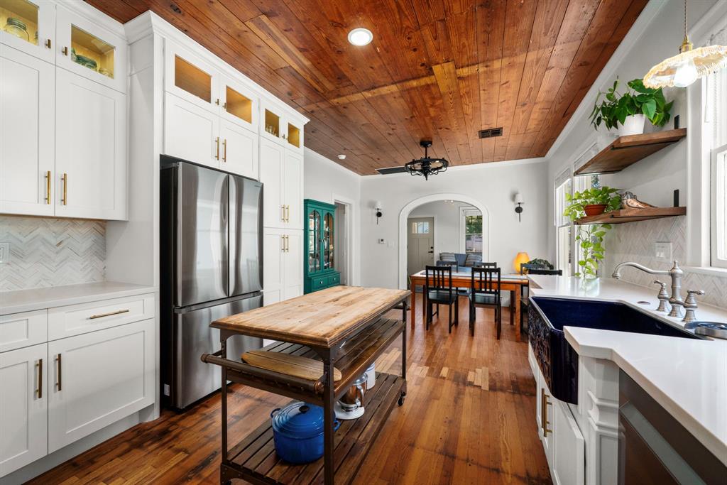 4720 Avenue R, Galveston, Texas image 10