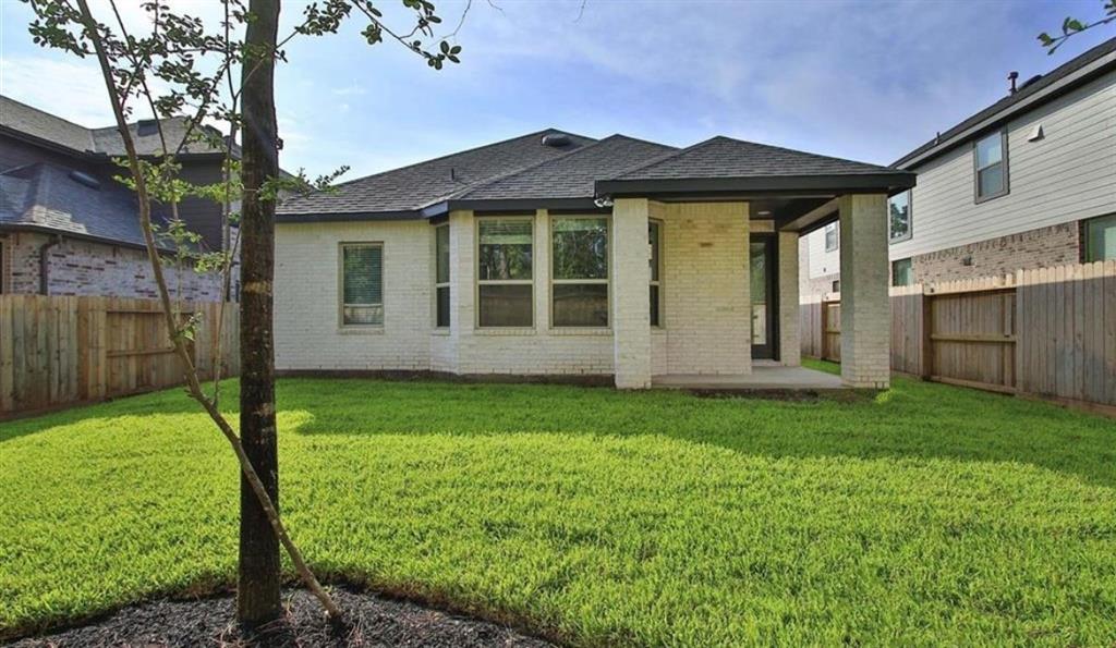 707 Lacebark Elm Trail