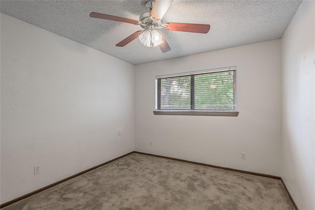 2118 Avenue, Huntsville, Texas image 33