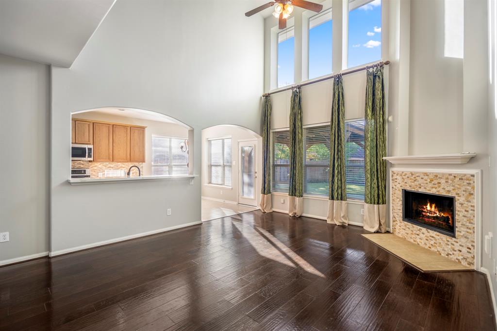 1222 Dunston Falls Drive, Spring, Texas image 10
