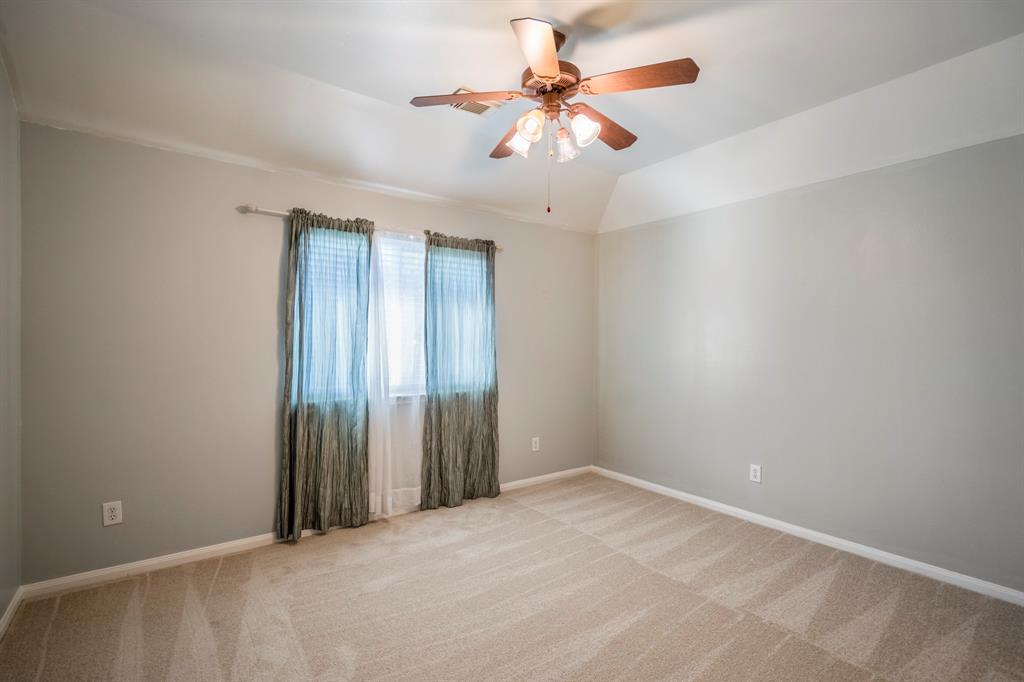 1222 Dunston Falls Drive, Spring, Texas image 32