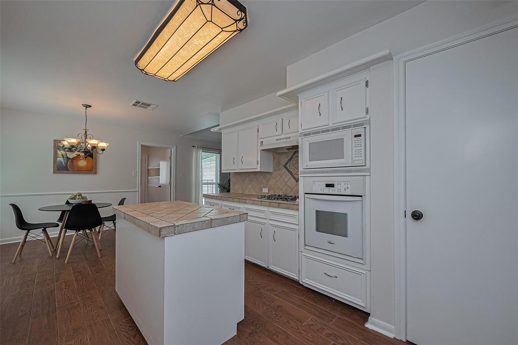 6526 Mert Street, Katy, Texas image 10