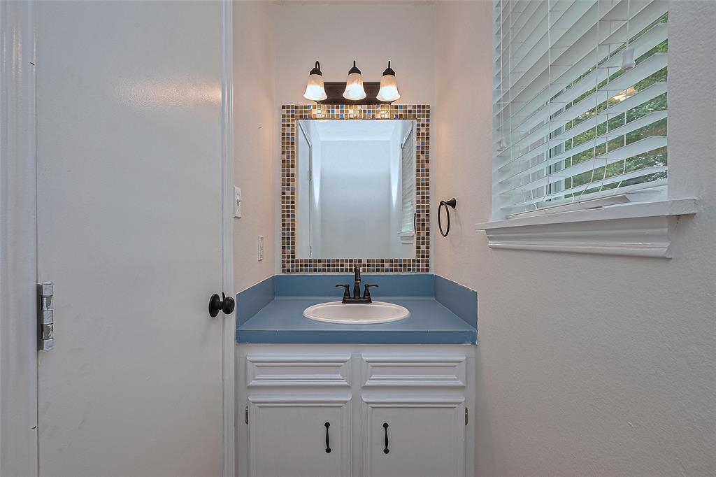6526 Mert Street, Katy, Texas image 27