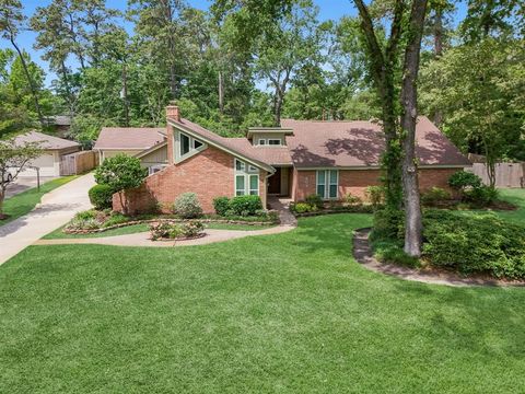 903 Castle Hill Trail Kingwood TX 77339