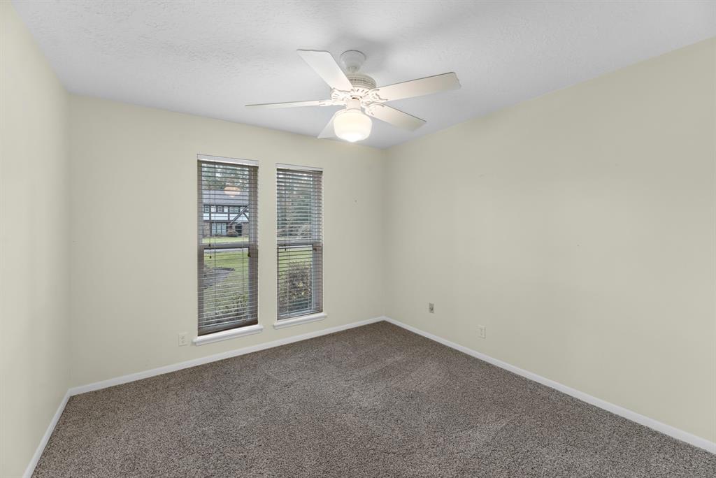 903 Castle Hill Trail, Kingwood, Texas image 29