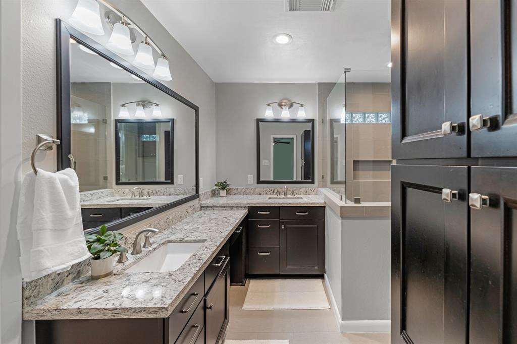 903 Castle Hill Trail, Kingwood, Texas image 19