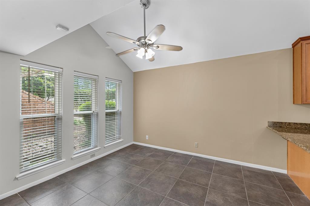 903 Castle Hill Trail, Kingwood, Texas image 16