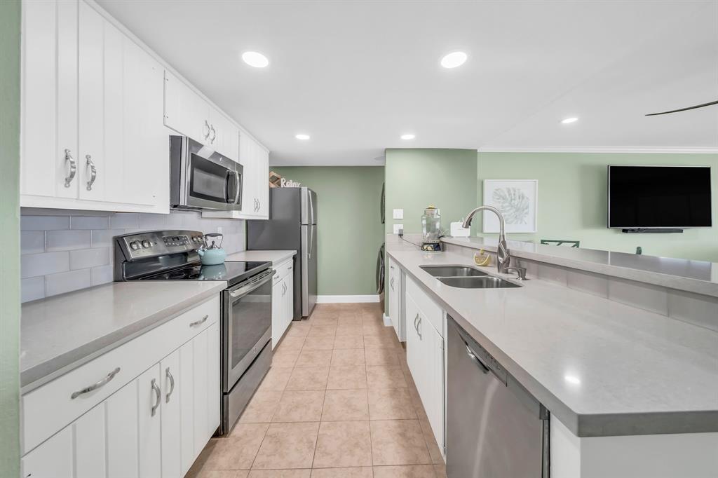 15575 Marina Drive 318C