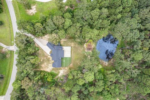 A home in New Caney