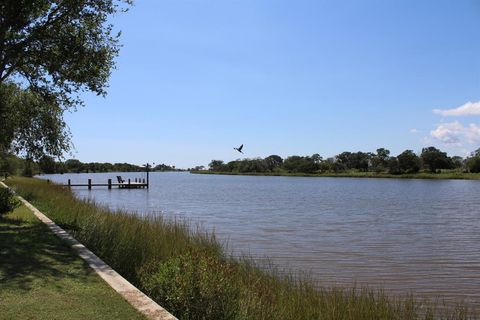 A home in Brazoria