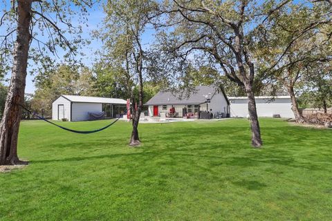 A home in Terrell