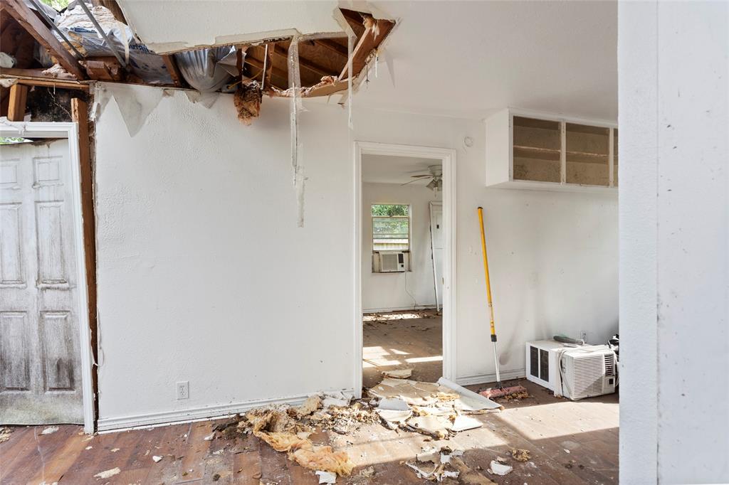 413 E Park Street, Alvin, Texas image 7