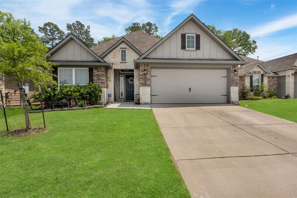 108 Alessandra Way, Huntsville, Texas image 1