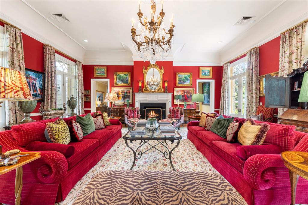 2 Grand Colonial Drive, The Woodlands, Texas image 9