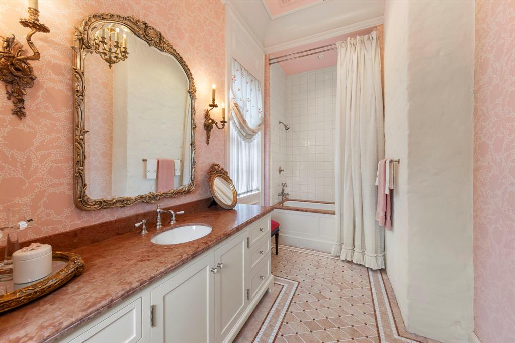 2 Grand Colonial Drive, The Woodlands, Texas image 34