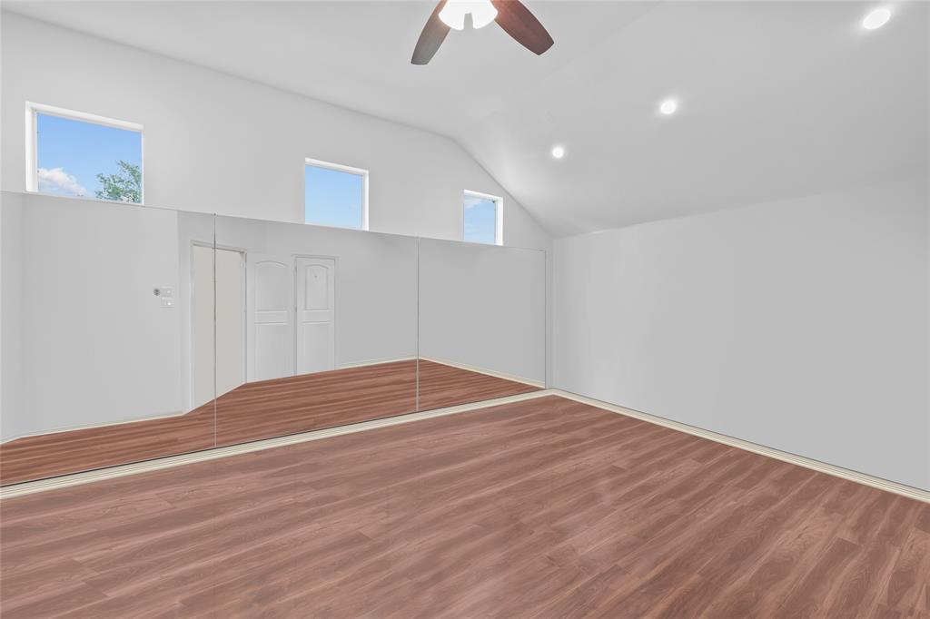 5475 Harvest Oak Landing Drive, Spring, Texas image 34