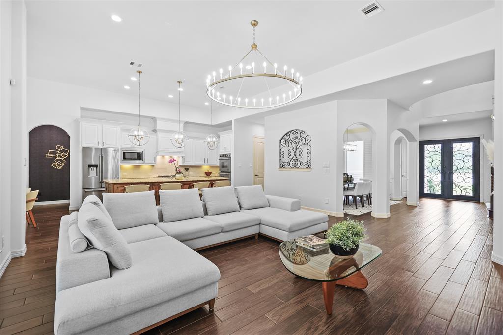 5475 Harvest Oak Landing Drive, Spring, Texas image 9