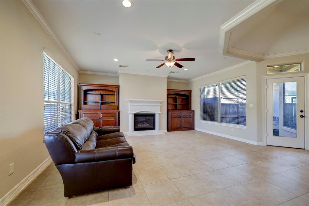 4324 Serenade Terrace Drive, Missouri City, Texas image 6