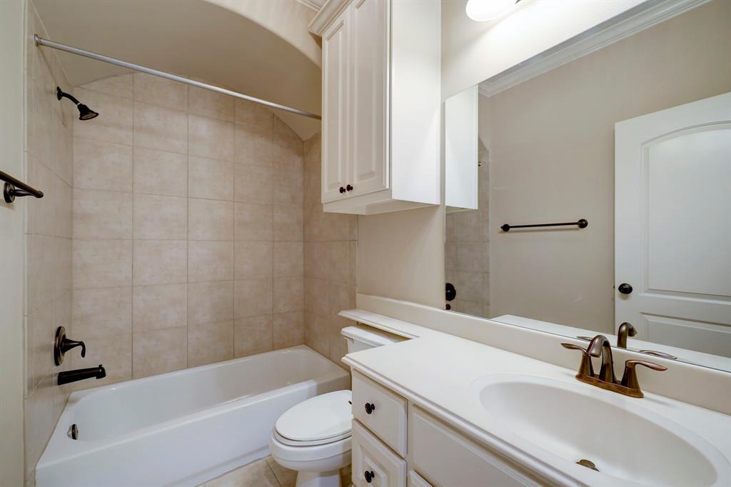 4324 Serenade Terrace Drive, Missouri City, Texas image 15