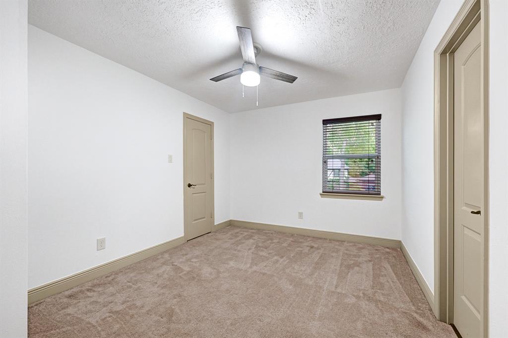 725 Talmalge Hall Drive, Conroe, Texas image 34