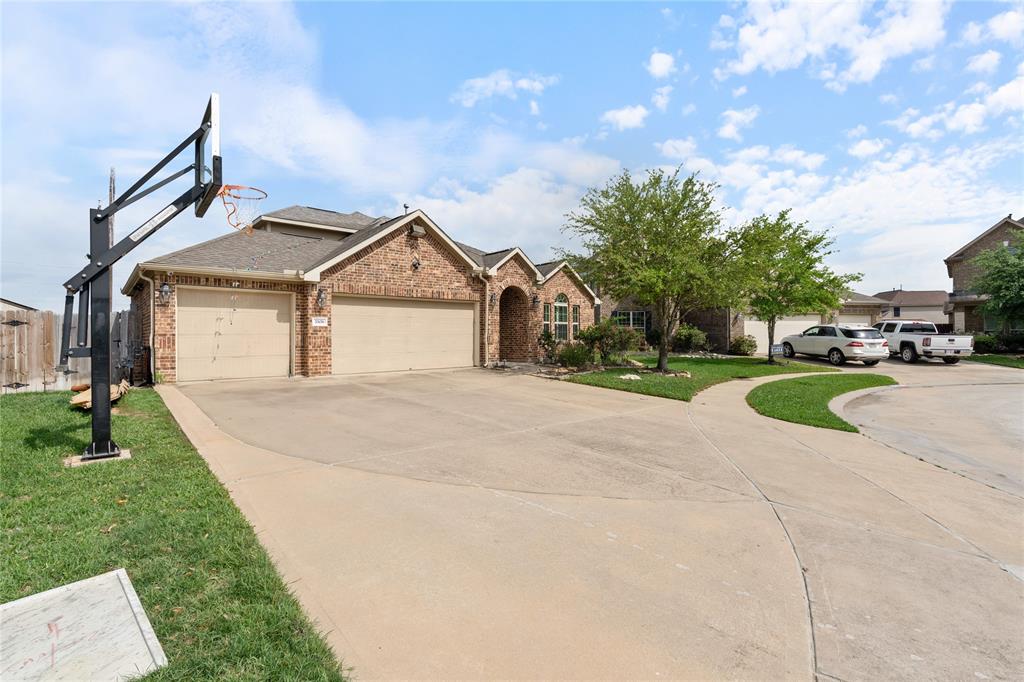 3306 Benbrook Springs Lane