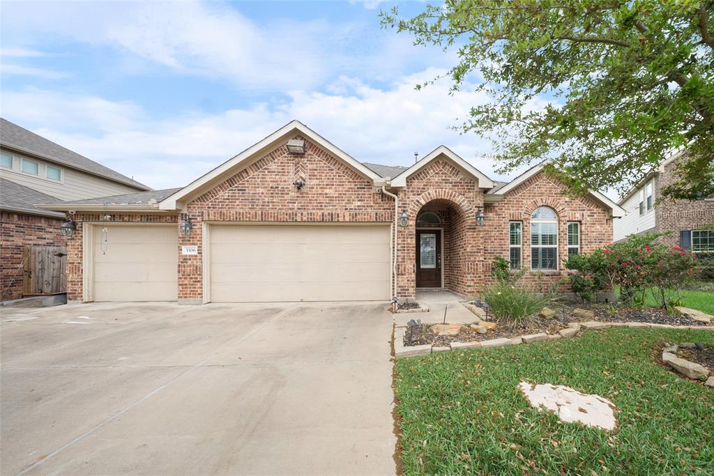 3306 Benbrook Springs Lane