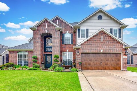 Photo of 2114 Canyon Lake Drive, Deer Park, TX 77536 (MLS # 34115547)