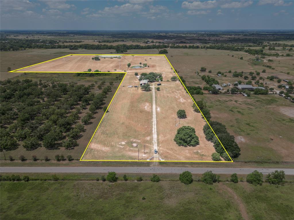 12902 Schmidt Road, Waller, Texas image 1