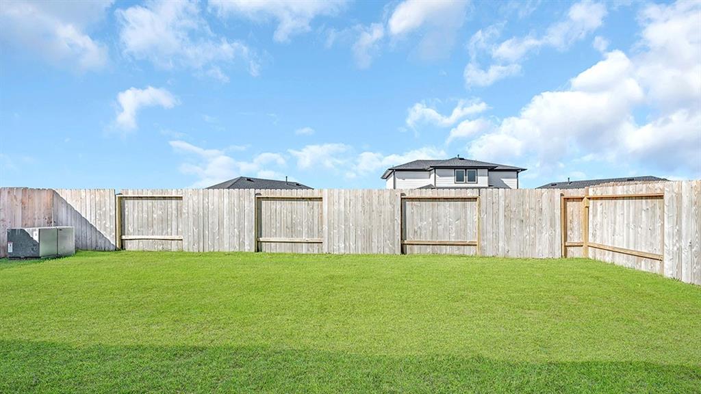 30322 Lighthouse Bluff Lane, Fulshear, Texas image 21